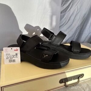 PUMA Lily Slingback  Womens Black Casual Sandals 386331-02 Size 7, Brand New